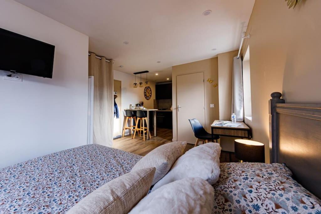 Joli Appartement, Le Bouchon Remois, Centre Ville Reims Esterno foto